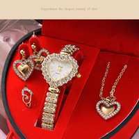 Coffret Cadeau Romantique 4 Pièces Bijoux Cœur Rouge pour Femme : Collier, Boucles d'Oreilles, Bague et Montre – Cadeaux d'Amour pour Petite Amie ou Épouse