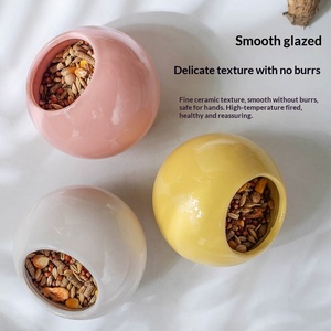 Tigela de Comida para Pássaros Anti-Mordida, Anti-Derramamento e Anti-Respingo para Periquitos e Calopsitas - Atacado de Comedouros para Pássaros de Estimação - Product Image 4