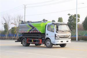 Camion de nettoyage des eaux usées Dongfeng 3700L avec réservoir de 1700 litres d'eau propre, <span class=keywords><strong>pompe</strong></span> haute pression <span class=keywords><strong>pour</strong></span> <span class=keywords><strong>vidange</strong></span> <span class=keywords><strong>septique</strong></span> et aspiration des eaux usées - Product Image 2