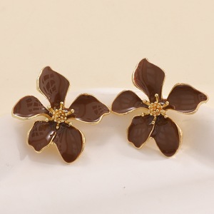 Exquisite Gentle Flower Stud Earrings for Women Elegant Unique Design Versatile Retro Jewelry 14K Gold Plated for Wholesale - Product Image 4