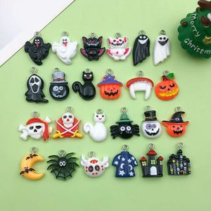 Breloques de pendentifs d'Halloween en résine, couleurs assorties, citrouille, fantôme, accessoires de bijoux DIY, formes irrégulières, décorations artistiques et artisanales - Product Image 1