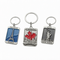 Porte-clés en métal personnalisé, souvenir touristique en émail, porte-clés de voyage Toronto Canada avec logo