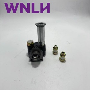 Bomba de Combustible Manual 1052205960 105220-5001 para Excavadora Komatsu PC200-5/7 PC210-7 PC220-7 PC240-6 PC270-7 Motor 6D102 6D95 4BT - Product Image 1