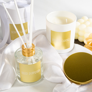 Juego de Regalo de Velas Aromáticas de Soja en Botella de Vidrio Decorativa Elegante de Marca Privada de Lujo Personalizada y Difusor de Varillas, Juego de Regalo de Aroma - Product Image 4