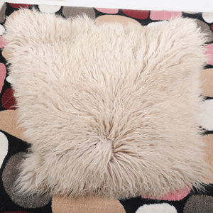 Wholesale 100% Real Mongolian <strong>Lamb</strong> <strong>Fur</strong> Cushions Long <strong>Curly</strong> Hairs Tibet <strong>Lamb</strong> <strong>Fur</strong> Pillow Dyed Colorful Cushion - Product Image 5