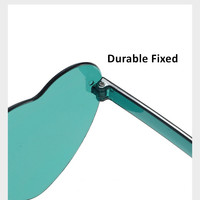 Lunettes de soleil en plastique bon marché en gros BSBH, logo personnalisé, forme de cœur, lunettes de soleil tendance pour femmes, lunettes de soleil colorées