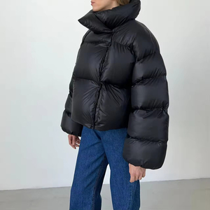 Haute qualité hiver mode recadrée surdimensionné bulle manteaux pour femmes Logo personnalisé chaud grande taille bouffant veste toile tissu - Product Image 6