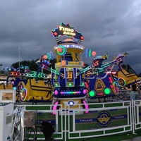 Manège gonflable Time Jump Mini monté sur remorque, équipement d'amusement familial pour aire de jeux pour enfants, manège de fête foraine personnalisable.