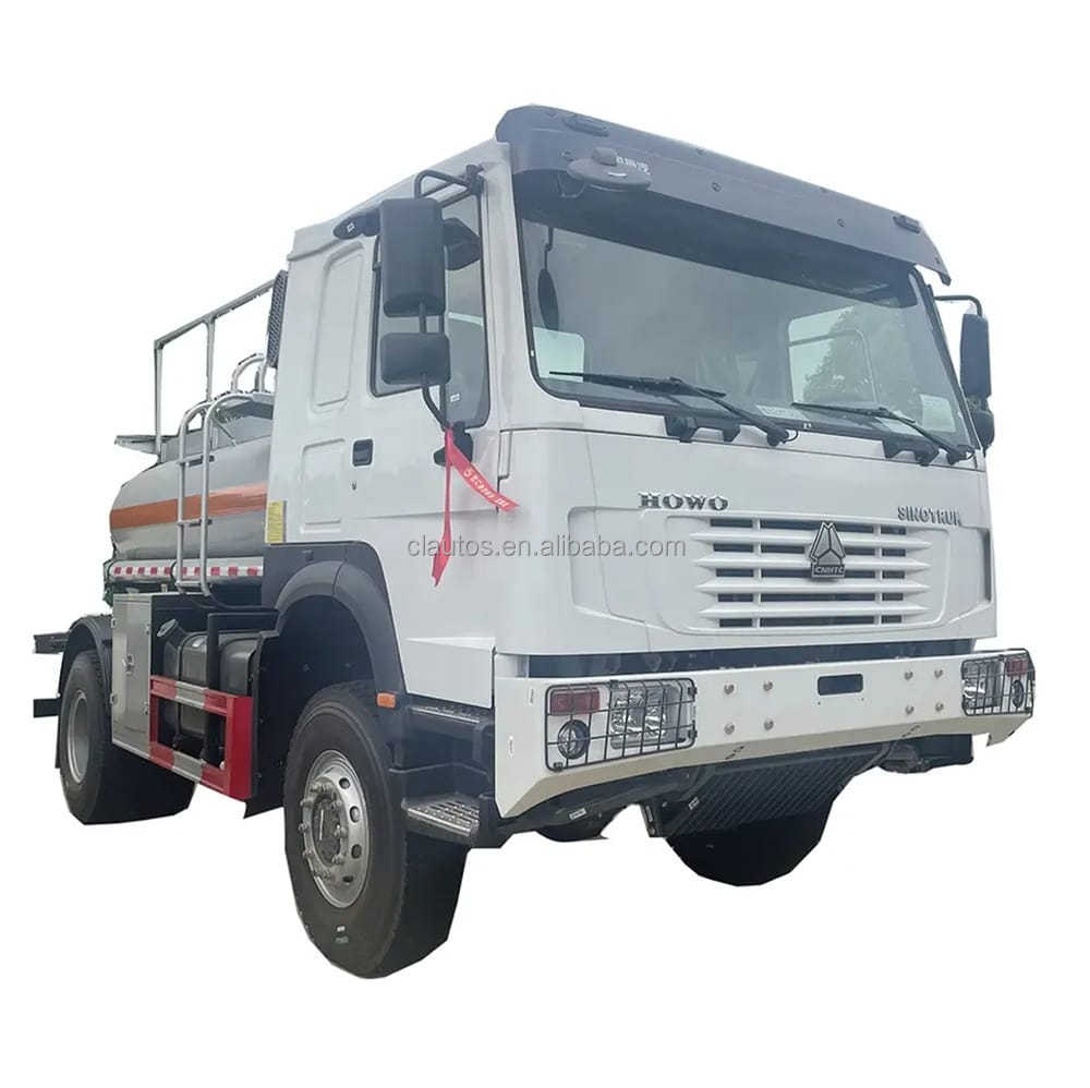 4x4 Sinotruk HOWO 10000L большегрузный топливный Автоцистерна для продажи для заправки и транспортировки нефти для бездорожья