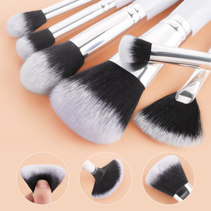 Set de 37 Brochas de Maquillaje que Incluye 20 Brochas, Brocha para Polvo, Brocha para Sombra de Ojos, Rizador de Pestañas, Esponja, Tazón de Limpieza y Borla para Maquillaje Facial - Product Image 3