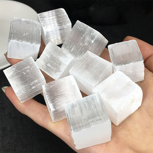Bloque de piedras preciosas de selenita a granel al por mayor, piedra curativa, cristal de yeso blanco Natural para decoración del hogar - Product Image 5