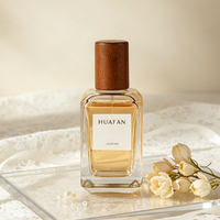 Flacon de parfum vide en verre rectangulaire de luxe, personnalisable avec logo, 30ml 55ml, et coffret de parfum unique pour la vente en gros