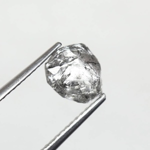 Diamante natural en bruto de alta calidad de 1.57 ct., 7.49 x 6.64 x 3.90 mm, tipo sal y pimienta, sin cortar, para joyería de diamantes de boda. - Product Image 3