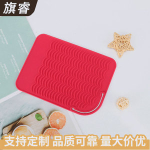 Silicone Heat Resistant Mat For Curling Iron Hair Styling Pad Round Shape Household Daily Use - Product Image 3