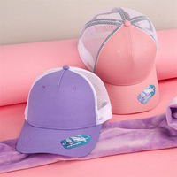 Fabricante de Gorras Trucker de Algodón Ecológico, Gorra de Béisbol Trucker Personalizada con Malla y Cierre a Presión
