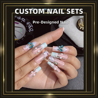 Autocollants pour ongles en acrylique, style français, motif fleur fraîche à cinq pétales, papillon doré, faux ongles en gros