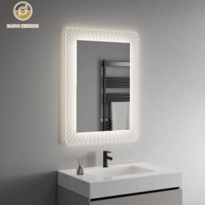 Miroir <span class=keywords><strong>de</strong></span> salle <span class=keywords><strong>de</strong></span> bain rectangulaire éclairé à LED mural avec fonction mémoire, température <span class=keywords><strong>de</strong></span> couleur 3000K-6500K, anti-buée - Product Image 1