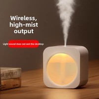Humidificador Pequeño con Carga USB, Mini Humidificador Portátil para el Hogar, Dormitorio, Oficina, Escritorio, Coche, Silencioso, Gran Alcance, Luz Ambiental, Batería Integrada