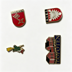 Maßgefertigte Metall-Hartemaille-Anstecknadeln für Europäische Städte als Souvenir - Bremen, Kiel, Lofoten Reise-Erinnerungs-Pins Sammlung - Product Image 5