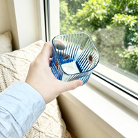 Petite tasse à eau carrée moderne et minimaliste, en verre, sans pied, sans couvercle, avec motif de dessin animé peint à la main, pour usage domestique