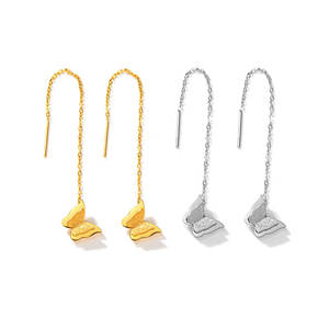 Pendientes colgantes de mariposa pequeños y delicados para mujer, en acero inoxidable 316L, chapados en oro PVD de 14k/18k, color oro personalizado. - Product Image 6