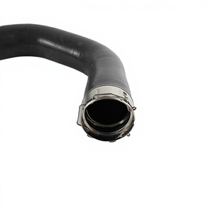 Tuyau de refroidissement d'eau du moteur OE MB3G-6C646-LB, tuyau de refroidissement de <span class=keywords><strong>radiateur</strong></span> automobile pour pièces de rechange de voiture Ford - Product Image 3