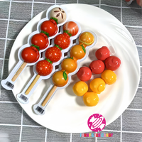 Bonbons en gros saveur fruitée, sucettes moelleuses, bonbons gélifiés en forme de gourde, fourrés à la confiture, enrobés de sucre