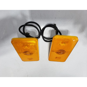 Luces de Estacionamiento Delanteras para Mercedes-Benz Clase G W463 2015-18, 12V, Luces de Posición Laterales Amarillas, Iluminación Exterior para Automóvil - Product Image 1