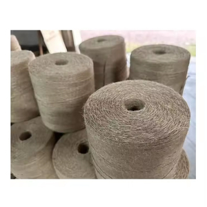 เส้นใยปอกระเจาที่ผ่านการปรับสภาพสำหรับย้อมสีธรรมชาติจากพืช  สามารถปรับแต่งสีได้ สำหรับการสร้างสรรค์สิ่งทอที่ยั่งยืน - Product Image 1