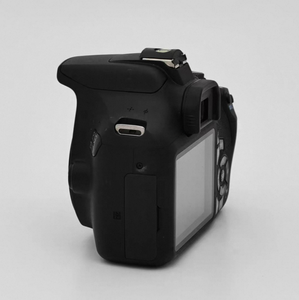 Canon 1500D — Cámara réflex digital de nivel básico de 24.1MP, en excelentes condiciones, con pocas disparos realizados, perfecta para retratos y fotografía diaria. - Product Image 5