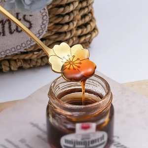 Mini Cuchara de Té de Acero Inoxidable Chapada en Oro con Forma de Flor, Cuchara para Degustación de Café para Eventos - Product Image 4