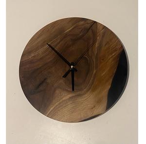 Reloj de Pared Artístico de Resina y Madera Diseñado con Estilo Contemporáneo y Detalles en Madera que Ofrece Funcionalidad - Product Image 4