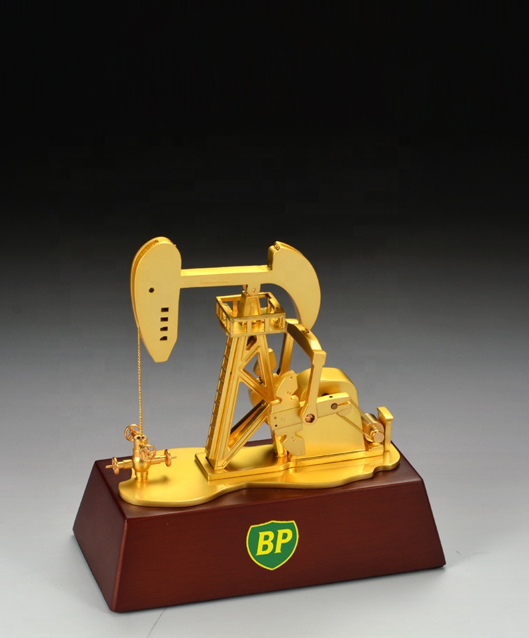 Деревянная и металлическая нефтяная машина на заказ, подарок для настольного ПК