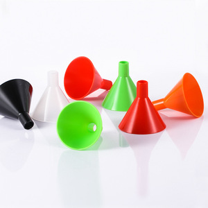 กรวยพลาสติกซานเล่ สีแดง 100 มล. สำหรับบรรจุของเหลวและผงเครื่องสำอาง - Product Image 2