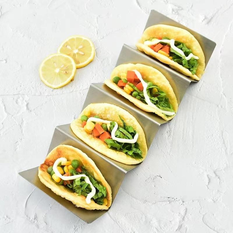 ที่วางแพนเค้กรูปตัววีแบบสี่ช่องสีเงิน ไม่มีด้ามจับ