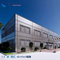 Bâtiment à ossature métallique pour zones de production industrielle
