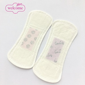 ผ้าอนามัยเมไทม์ อัลตร้าธิน ระบายอากาศได้ดี มีปีก ผลิตจากใยฝ้ายออร์แกนิค ผสมใยไม้ไผ่และถ่านไม้ไผ่ ซึมซับดีเยี่ยม ป้องกันการรั่วซึม แบบใช้แล้วทิ้ง - Product Image 4