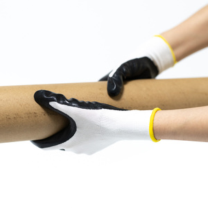 ถุงมือทำงาน13นิ้วทำจากโพลีเอสเตอร์เคลือบไนไตรีเรียบ - Product Image 3