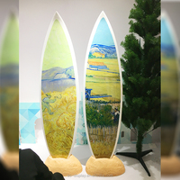Accessoires de vitrine personnalisés, planches de surf décoratives colorées et abordables