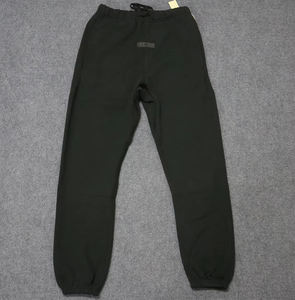 Set Essenziale SS22 <span class=keywords><strong>di</strong></span> <span class=keywords><strong>Marca</strong></span>: Felpa, Pantaloni da Tuta e Felpa con Cappuccio <span class=keywords><strong>di</strong></span> Lusso per Uomo - Product Image 4