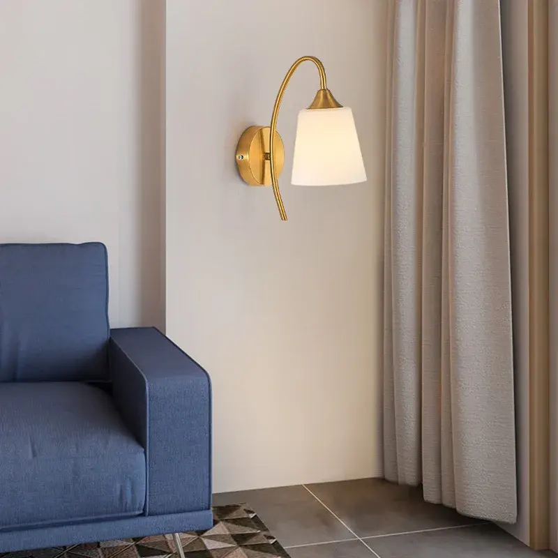 Stilvolle milchweiße Wandlampe Oberfläche montierte Dekoration Glaslicht innenraum modern Gold Luxus für Wohnzimmer Nachttisch