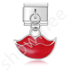 สร้อยข้อมือสแตนเลสสตีล YIWU ดีไซน์รูปปากเซ็กซี่ สีสันหลากหลาย สไตล์อิตาลี - Product Image 3