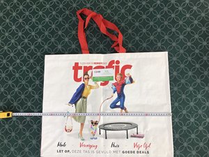 ถุงช้อปปิ้งผ้า PP แบบขายส่ง ทนทาน ใช้ซ้ำได้ พร้อมพิมพ์ลายตามสั่ง ถุงหิ้วเคลือบกันน้ำสำหรับโปรโมชั่น - Product Image 4