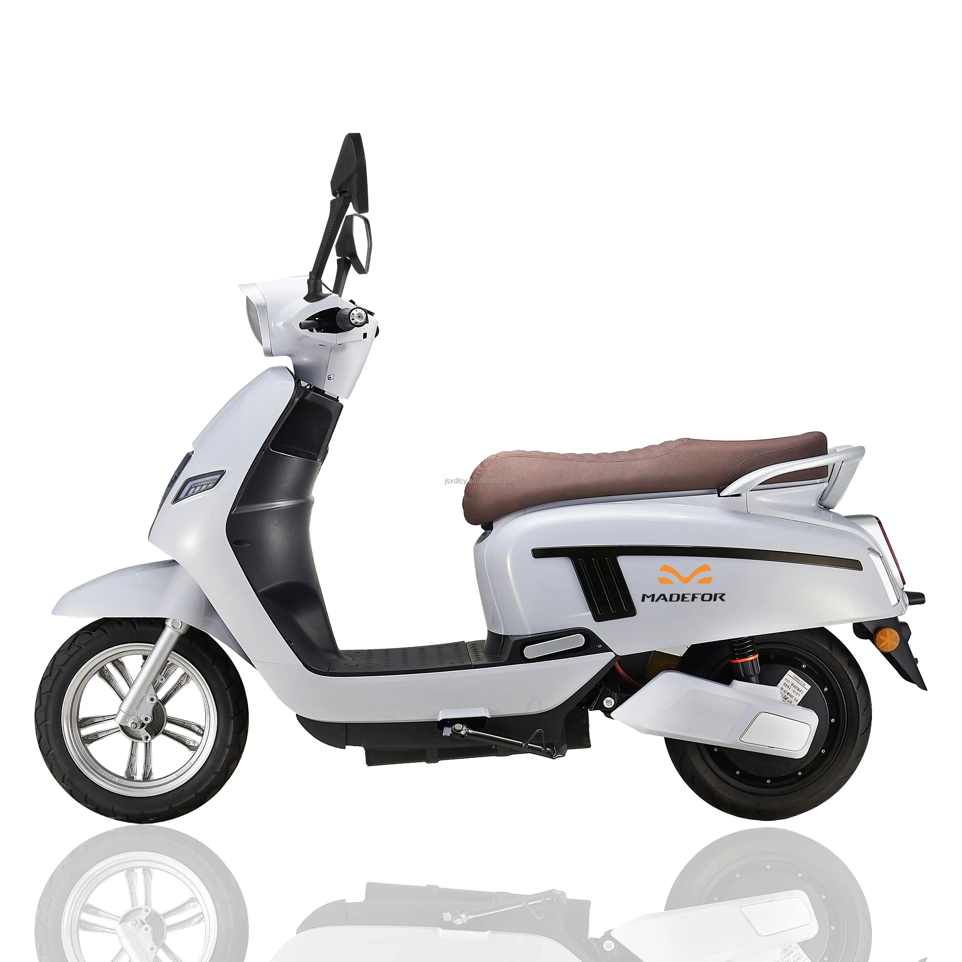 Inde moins cher Scooter électrique à grande vitesse 60V 20AH 1000w 1500w 2000w CKD moto électrique avec pédales frein à disque