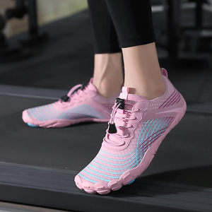 Sneakers da <span class=keywords><strong>donna</strong></span> e da uomo a monte a piedi nudi Quick Dry River Sea Aqua scarpe da spiaggia traspiranti realizzate con scarpe da acqua in gomma - Product Image 1
