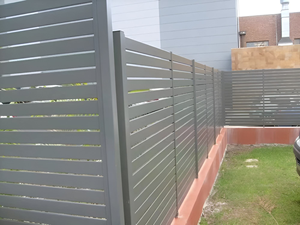 Clôture <span class=keywords><strong>en</strong></span> alliage d'aluminium avec jardinière intégrée, résistante à la décomposition, imperméable, multifonctionnelle, pour la sécurité résidentielle, 6 <span class=keywords><strong>pieds</strong></span> - Product Image 1