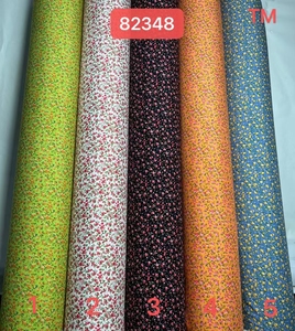 Tissu en rayonne imprimé 30S 45S, doux, motif floral personnalisé, tissé en <span class=keywords><strong>chalis</strong></span>, 100% viscose rayonne pour robe - Product Image 1