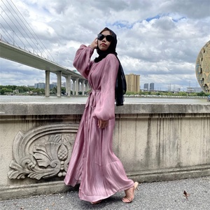 1926 #   Abaya musulmane en soie brillante à manches lanternes, abaya ouverte, vêtements islamiques, nouveau design, mode abaya, vêtements pour femmes - Product Image 2