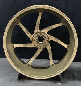 Ruedas de motocicleta forjadas de aleación de aluminio anodizado de Color personalizado de gama alta con certificación ISO 9001 para Ducati Hypermotard 950 Hacker - Product Image 2