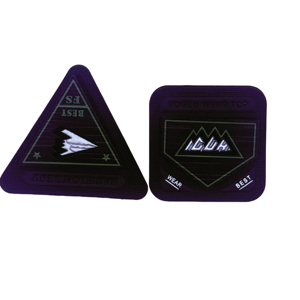 卸売カスタムロゴ3D刺繍パッチ新しいデザイン服のためのパーソナライズされた刺繍パッチ - Product Image 2